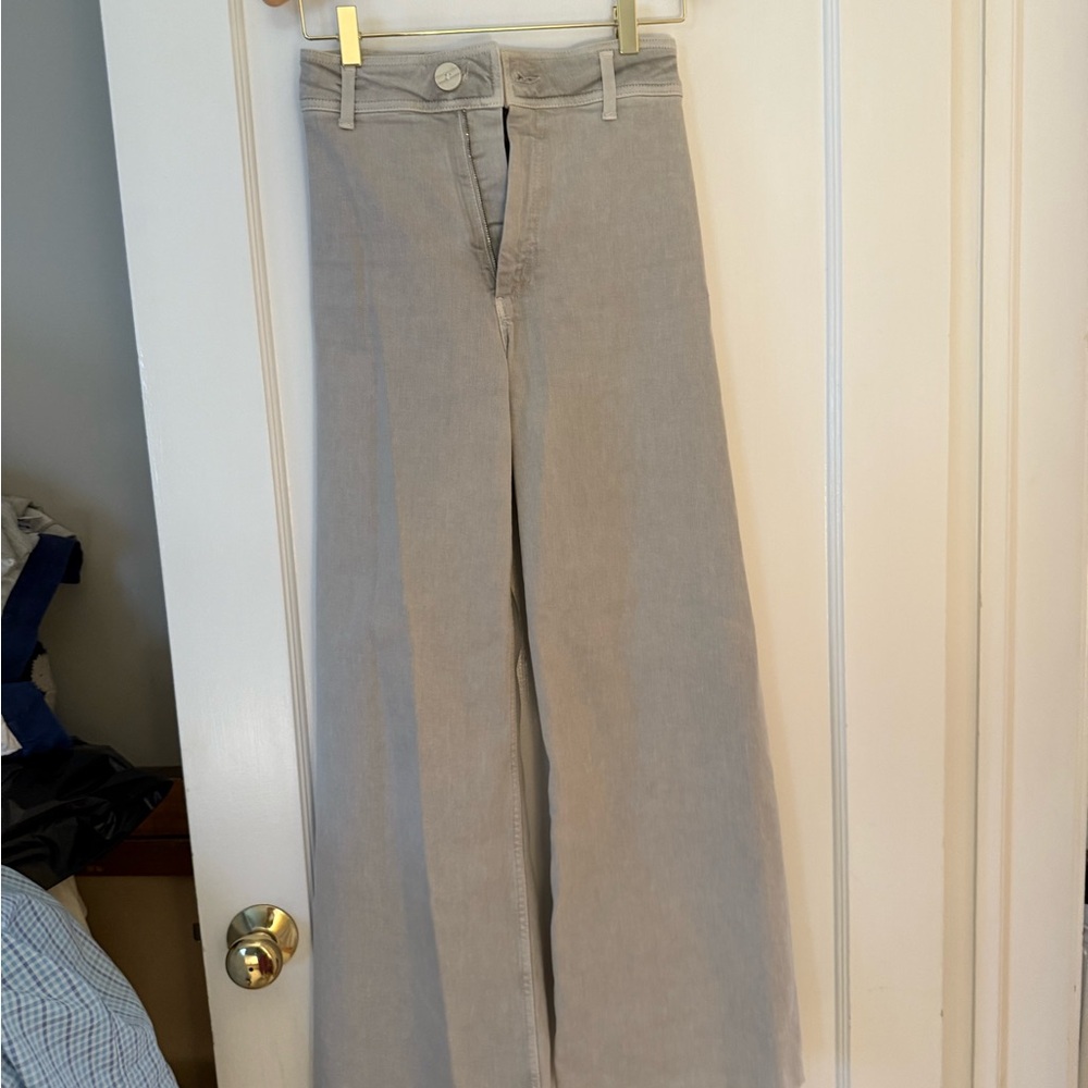 Women's Gray Jeans